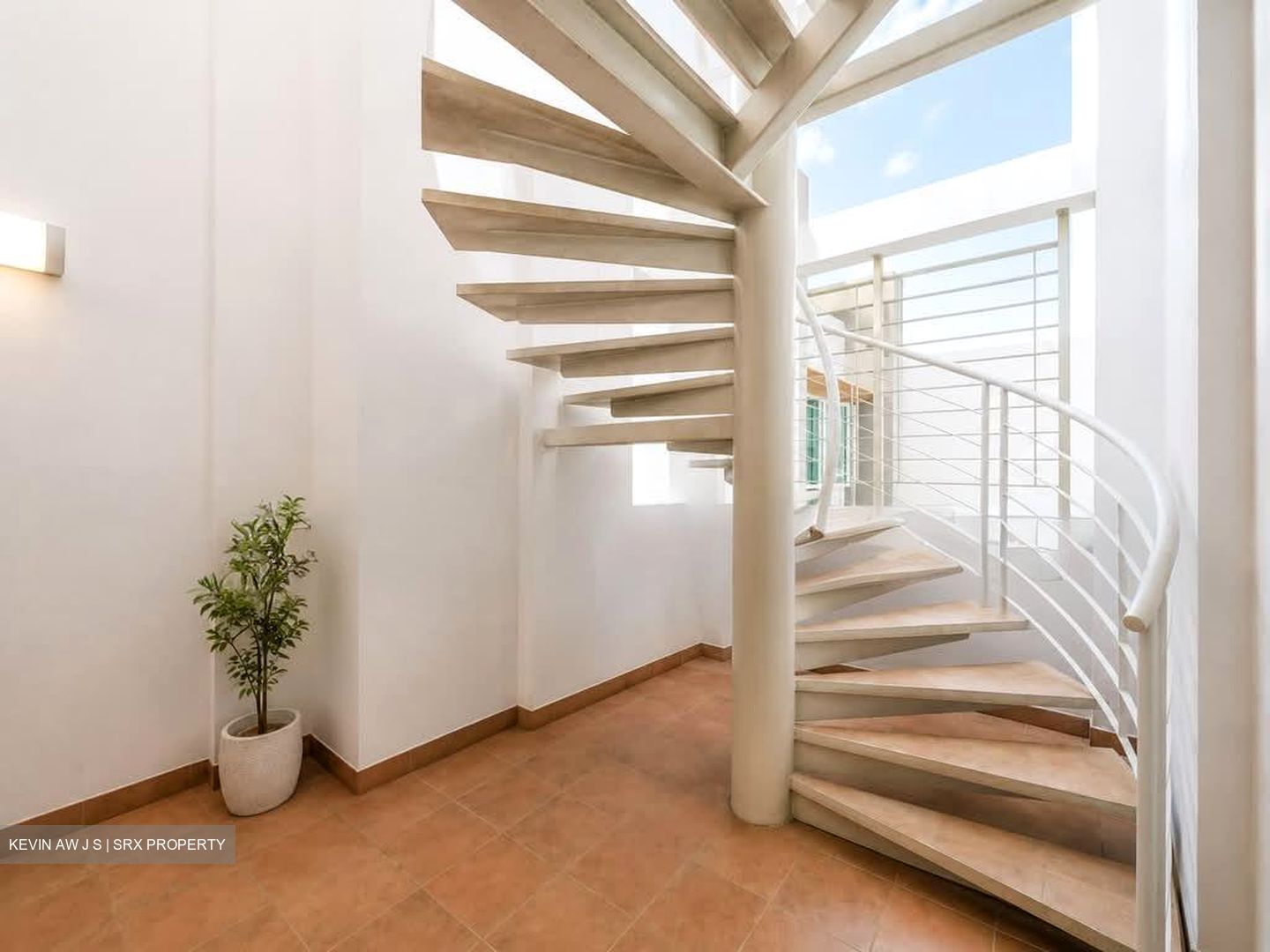 Simei Rise (D18), Terrace #575264561